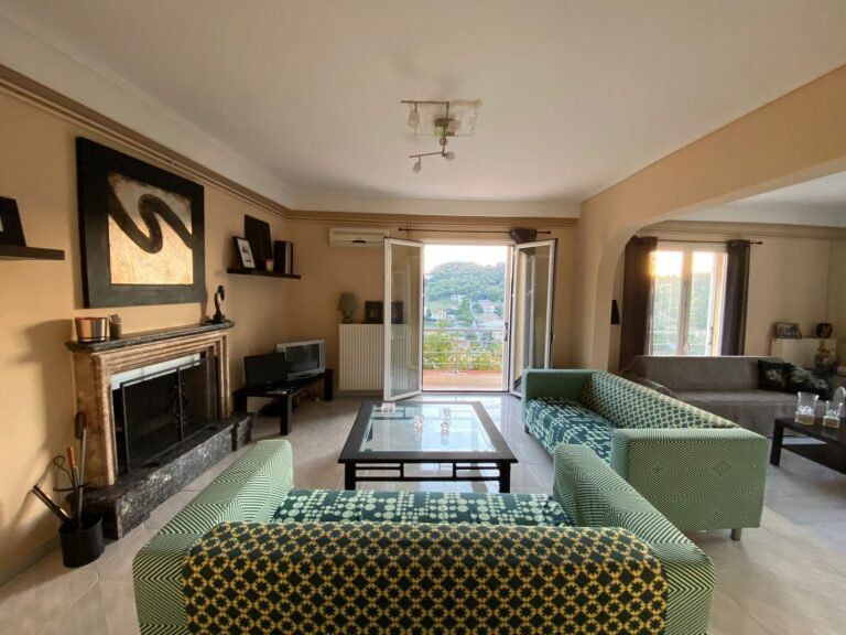 Detached house in Lagonisi – 180 sqm